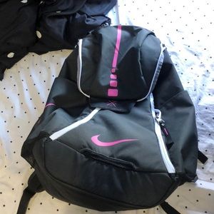 nike quad zip system backpack